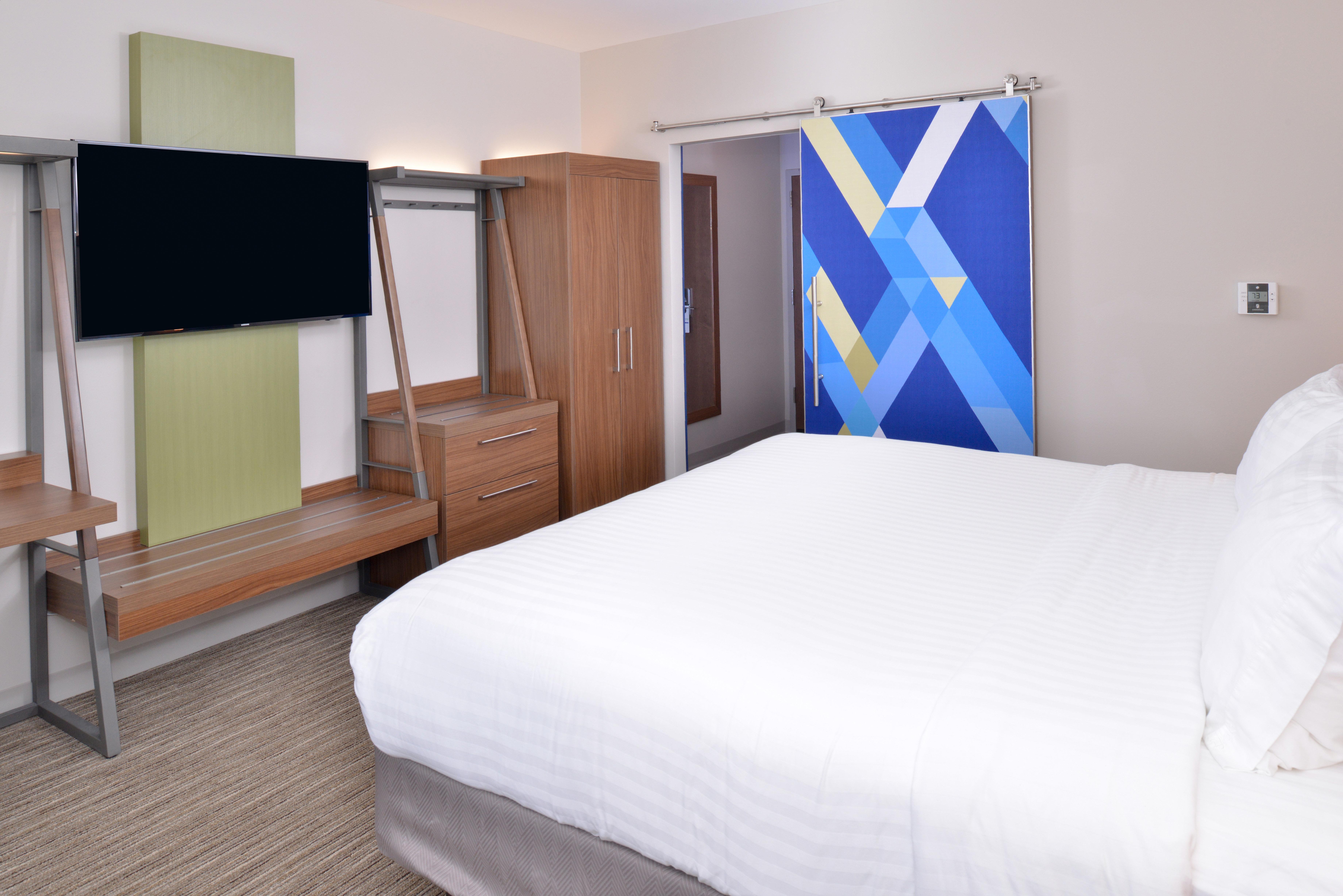 Holiday Inn Express & Suites Madison By Ihg Экстерьер фото
