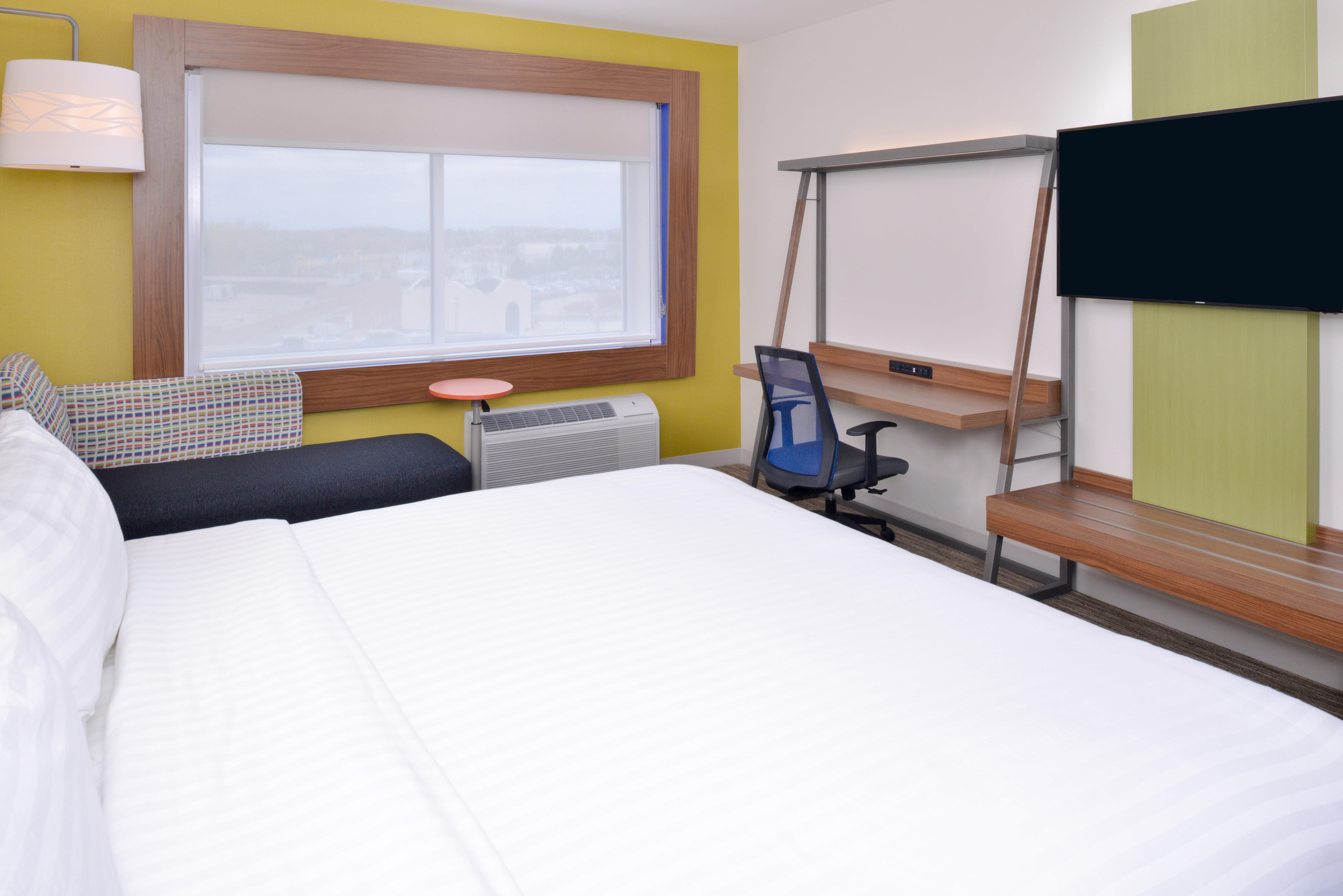 Holiday Inn Express & Suites Madison By Ihg Экстерьер фото
