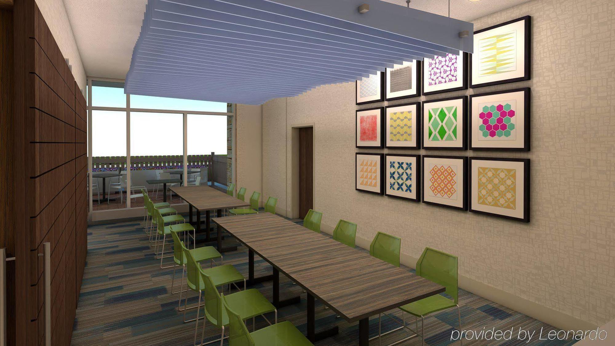 Holiday Inn Express & Suites Madison By Ihg Экстерьер фото